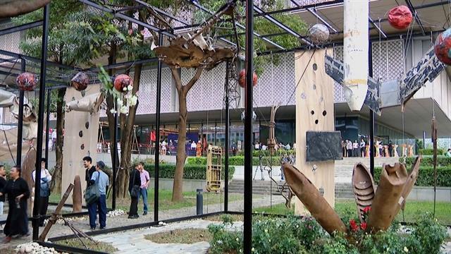 Art from remnants of war