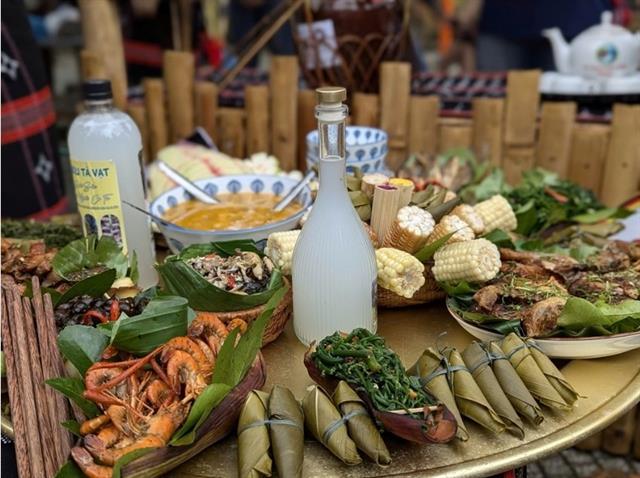 Cơ Tu cuisine reflects the fragrance of nature