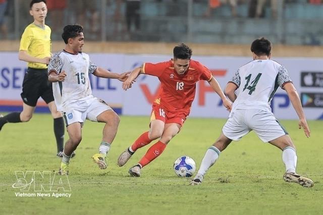 Việt Nam beat Bangladesh 3-0 in international friendly match