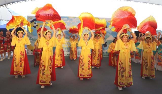 Việt Nam makes strong cultural mark at Macau International Parade 2026