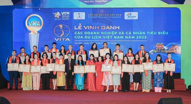 Outstanding individuals, firms honoured at Vietnam International Travel Mart 2026