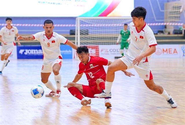 Việt Nam to vie bronze medal against Australia in regional champs

