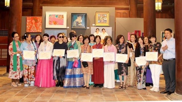 International exhibition Women Painting Women opens in Hà Nội
