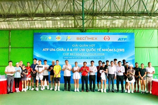 Young tennis stars serve up global clash in HCM City