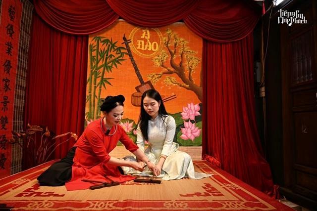 Young voices bring ca trù back to life