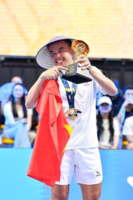 Nam serves up surprise win in Hà Nội


