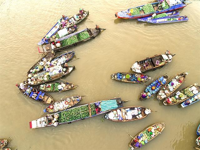 Cần Thơ promotes civilised, friendly tourism at Cái Răng Floating Market