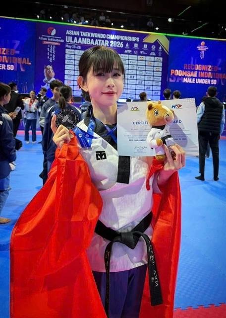Vietnamese martial artists take Asian taekwondo titles 