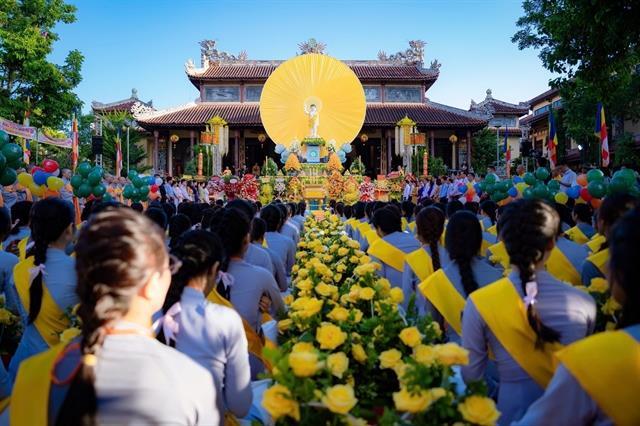 Buddhas birthday celebration highlights Buddhist values in step with the nation in a new era