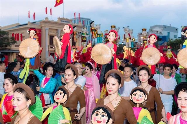 Thousands gather for a five‑day celebration of Vietnamese puppetry

