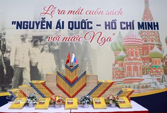 Bilingual book, exhibition honour Hồ Chí Minhs legacy

