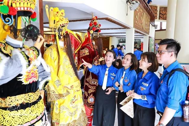Việt Nams culture development in digital era

