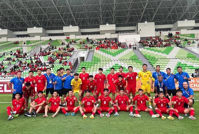 Hậu hits hat-trick as Việt Nam U19 power past Timor-Leste