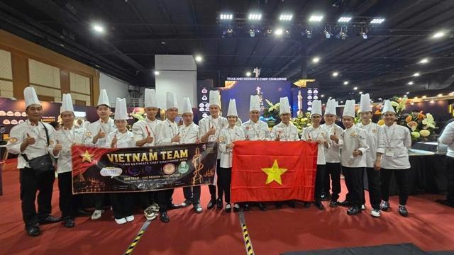 Hà Nộis chefs win two bronze medals at Thailand culinary challenge