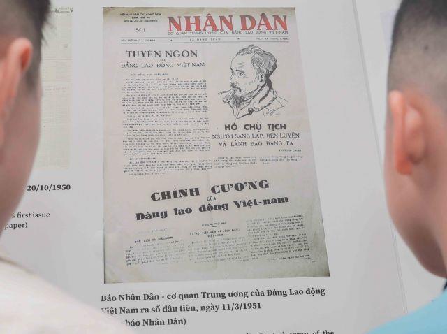 Exhibition retraces the journey of Việt Nams revolutionary press