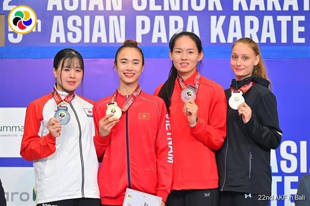 Ly wins Việt Nams gold from Asian karate tournament