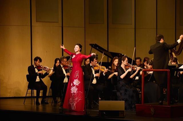 Soprano aims to bring classical music closer to the public