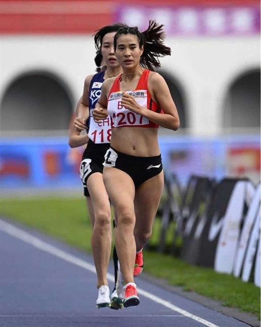 Ngân emerges as a rising star in athletics