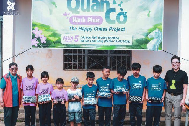 Happy Chess Pieces project expands to Lâm Đồng with community and business support