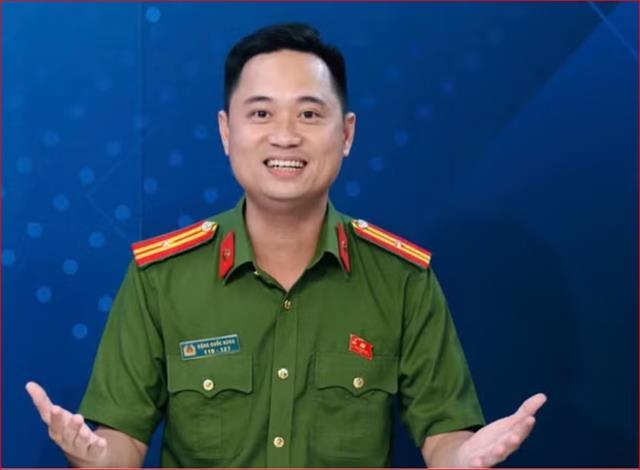 Police take traditional culture and music art to promote law enforcement