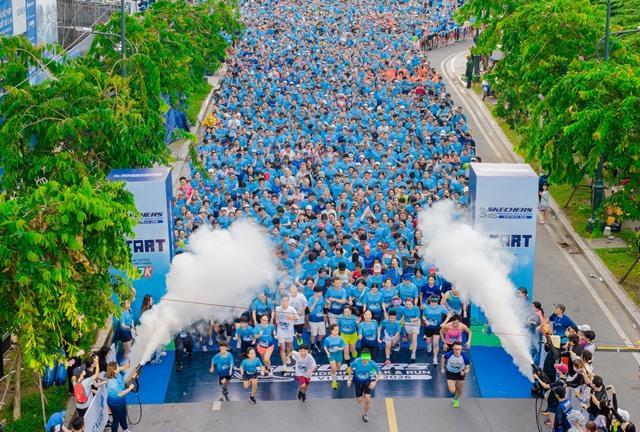 Skechers Friendship Walk  Run features 6,000 participants for better health, family bond


