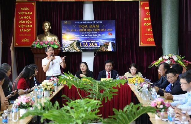 Tà Xùa seeks help from experts to promote tourism potential