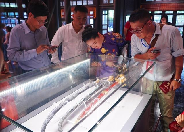 Over 100 Nguyễn Dynasty artifacts on display in Huế