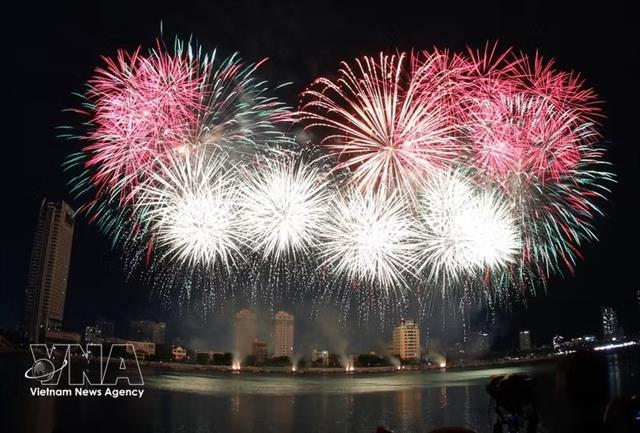 Đà Nẵng greets over 2.72 million visitors during DIFF 2026

