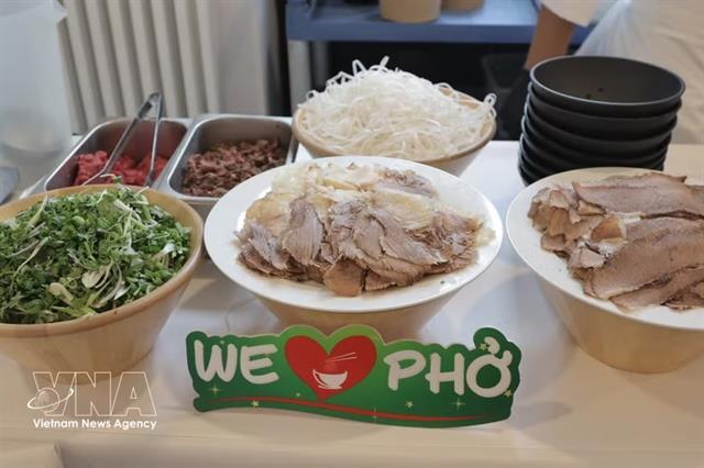 Phở roadshow ends European journey with Berlin finale