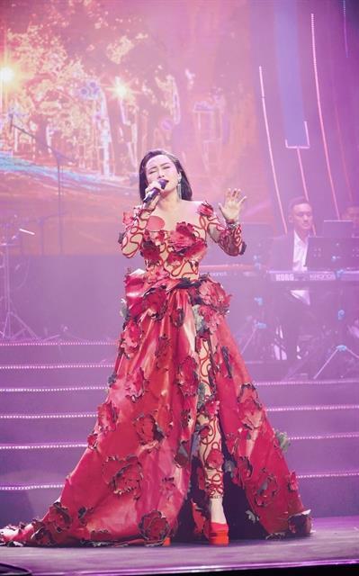 Music gives the World Cup its heartbeat: singer Quỳnh Thi