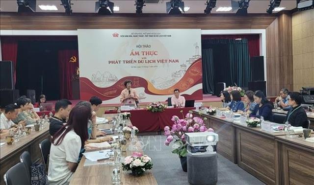 Cuisine suggested as key to boosting Việt Nams tourism