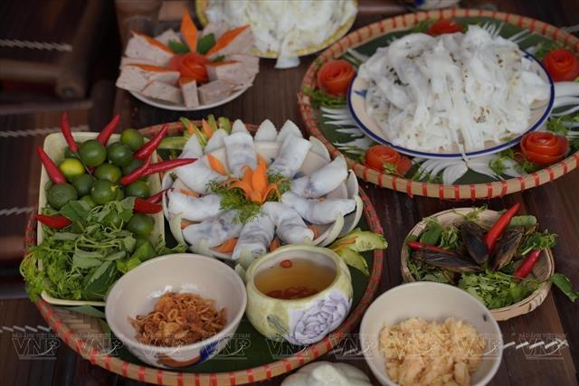 Food shapes Việt Nam travel choices: Agoda report