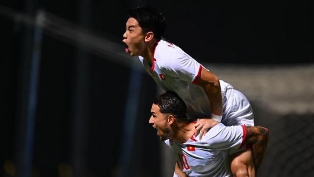 Việt Nam starts ASEAN Championship with outstanding win