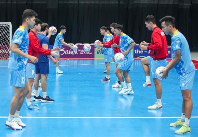 Việt Nam prepare to face strong opponents at Continental Futsal Championship