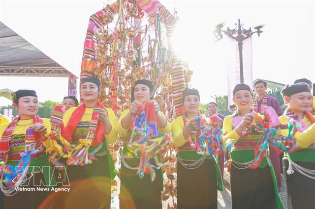 Hà Nội brings new life to suburban tourism villages