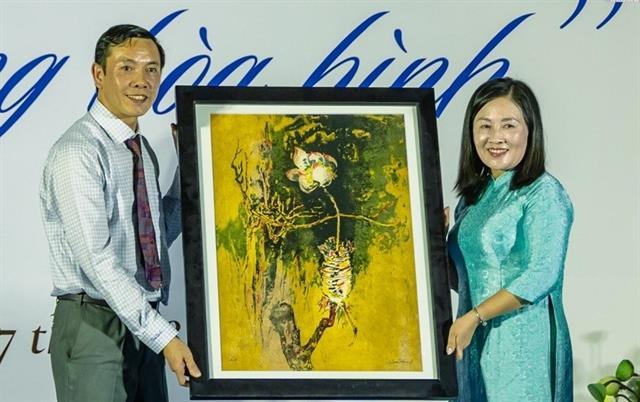 Lê Bá Đảngs art of peace and renewal comes home to Quảng Trị