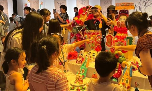 Hà Nội full moon festival offers a journey through traditional cultural heritages