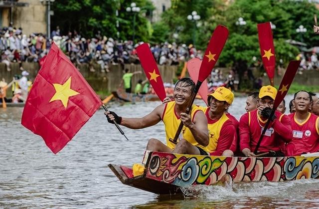When the Kiến Giang becomes a river of homecoming