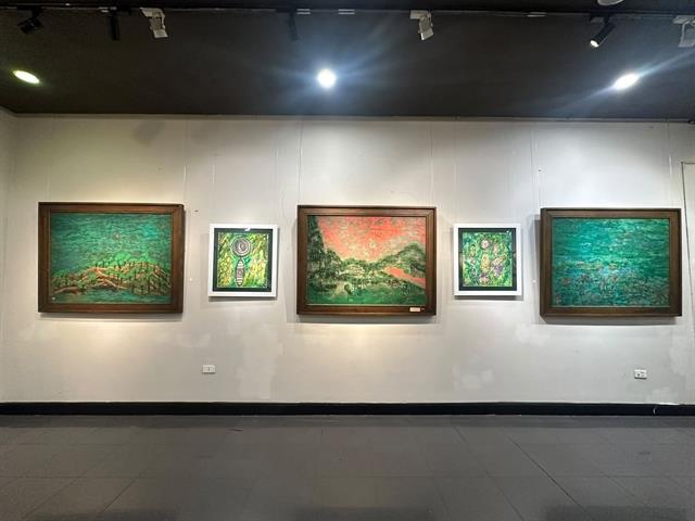Exhibition blends Tibetan Dzi beads with Vietnamese lacquer