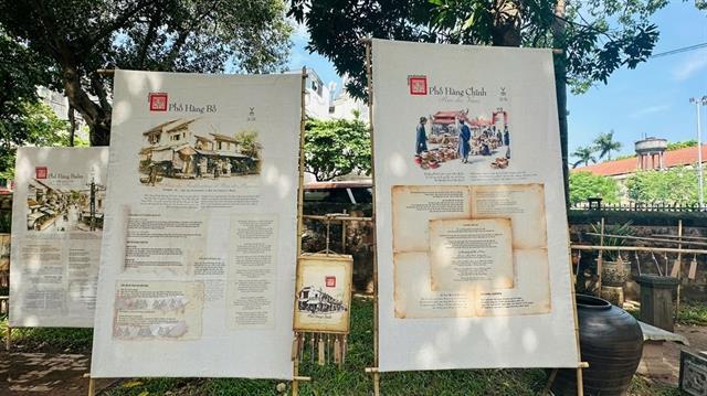 Hà Nộis old streets and crafts available at Temple of Literature