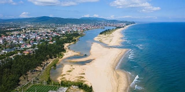 Quảng Trị seeks to become key coastal province