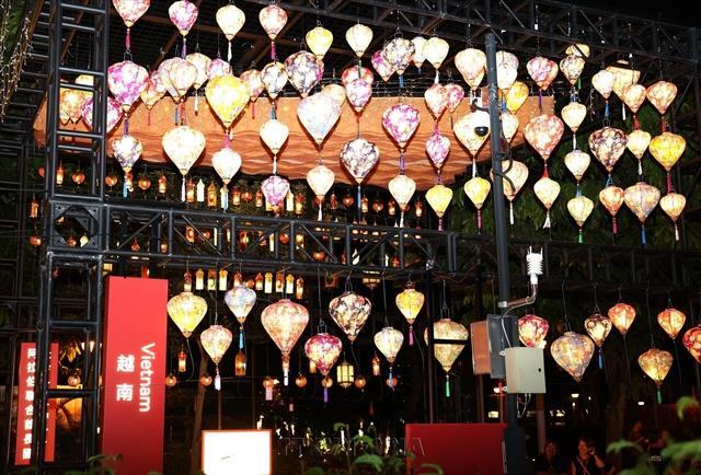 Hội An lanterns bring Vietnamese colours to Hong Kong Mid-Autumn Festival