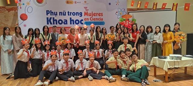 Exhibition honouring women in science opens in Đà Nẵng