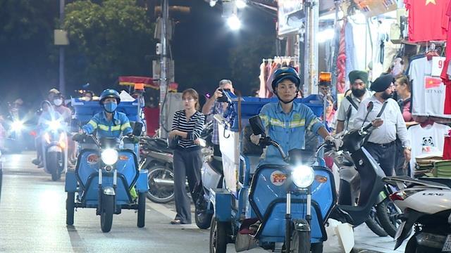Hà Nội accelerates electric waste collection