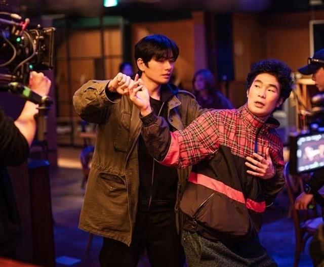 Việt Nams growing cinema market draws international stars

